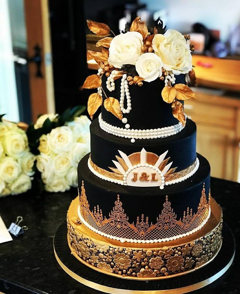 gold and black wedding cake